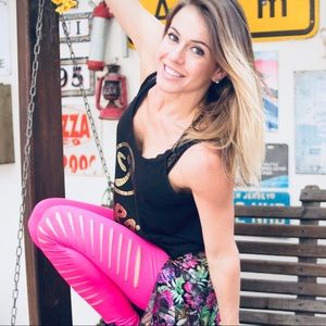 Meet your Posher, Carolina